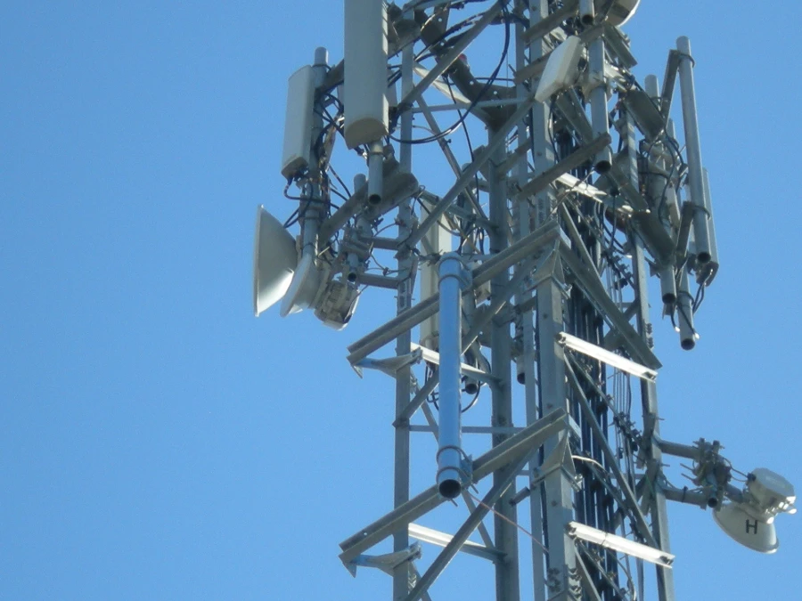 torres de hierro para telecomunicaciones